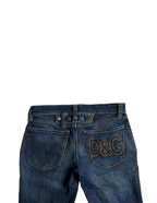 D&G Buckle Back Capris